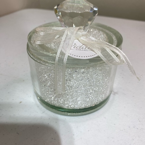 Vidali Collection Sparkling Glitter Crystal Jewelry Trinket Keepsake Box - Picture 8 of 10
